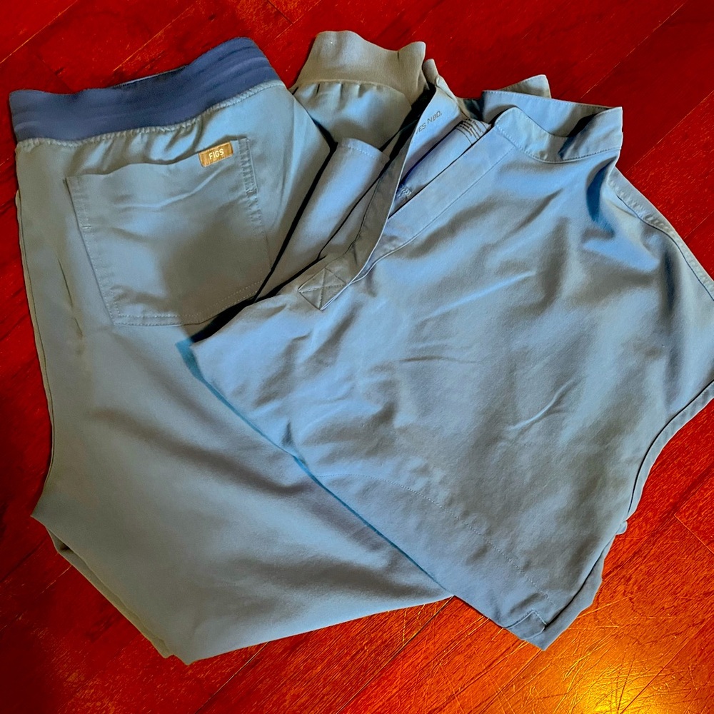Figs scrub set